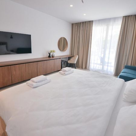 Hotel Riva Budva Luaran gambar