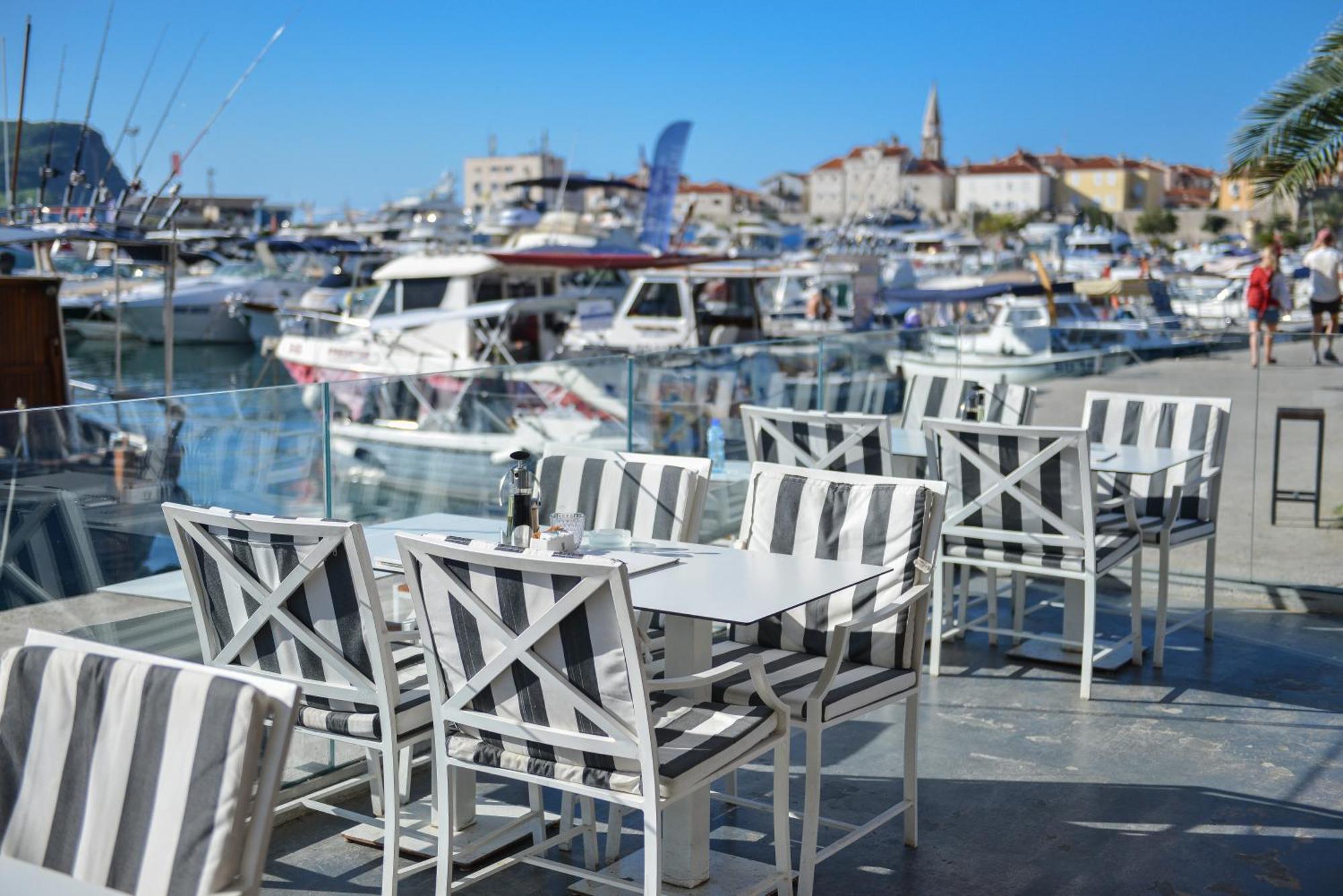 Hotel Riva Budva Luaran gambar