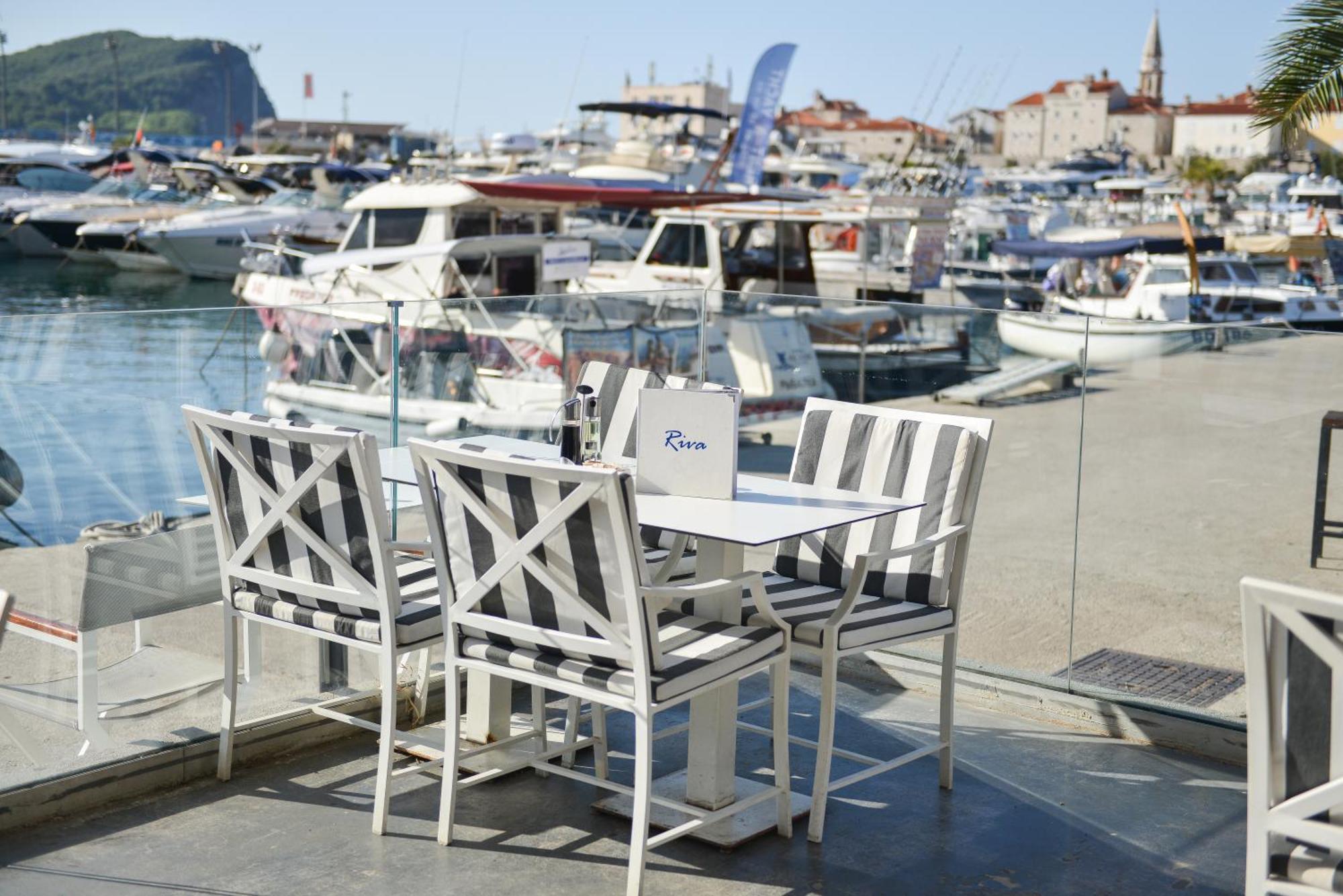 Hotel Riva Budva Luaran gambar