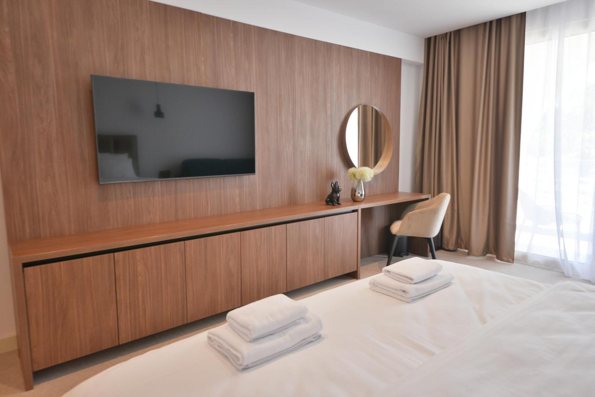 Hotel Riva Budva Luaran gambar